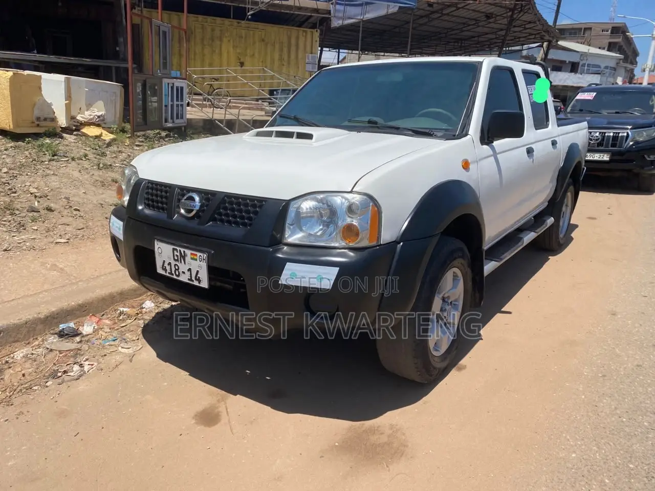 Nissan Hardbody 2014 White