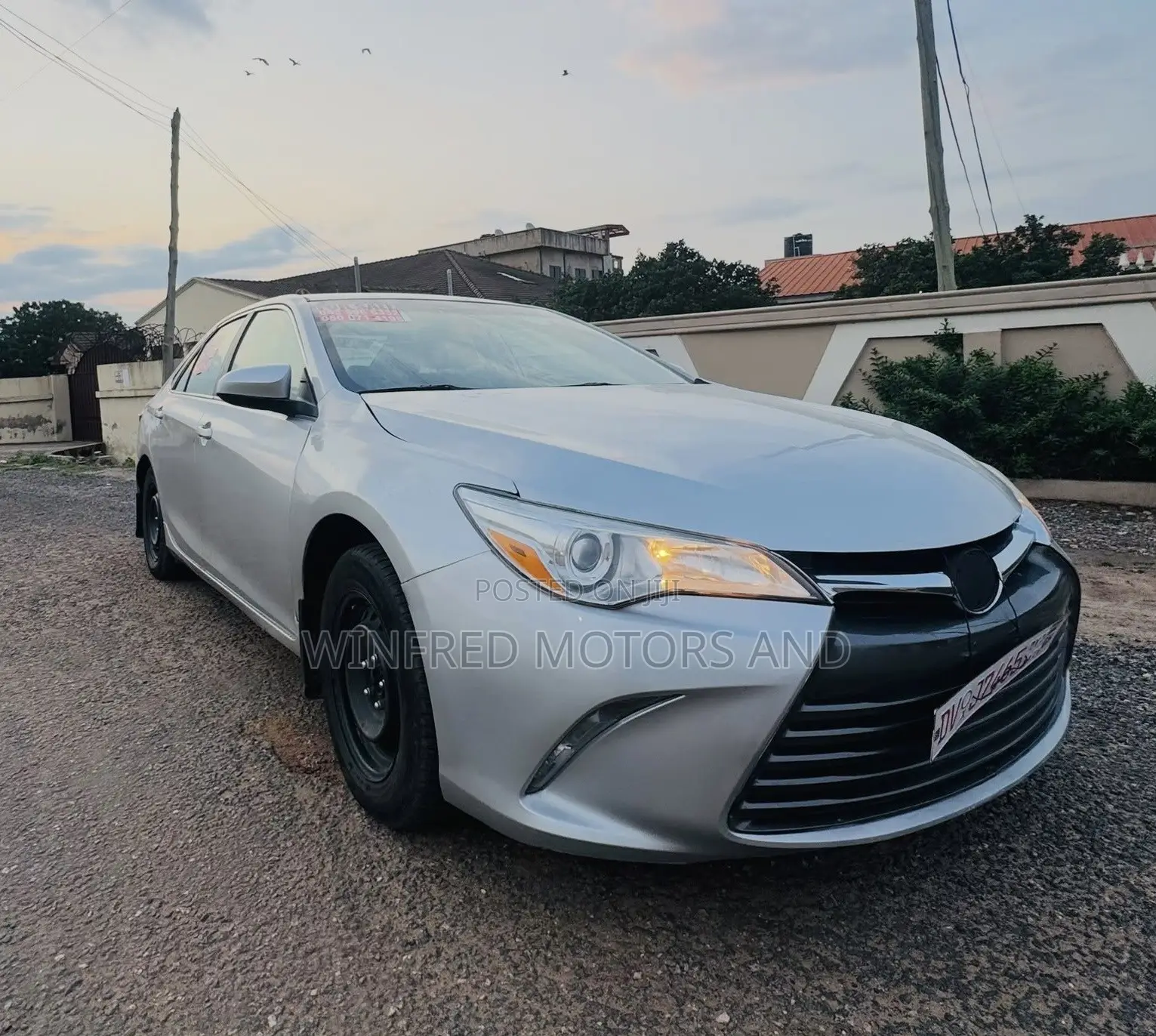 Toyota Camry LE 4dr Sedan (2.5L 4cyl 6A) 2015 Gray