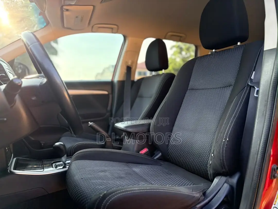 Mitsubishi Outlander Sport SE 2.4 2017 Red