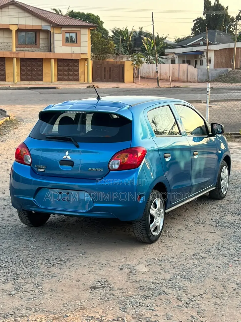Mitsubishi Mirage 2016 Blue