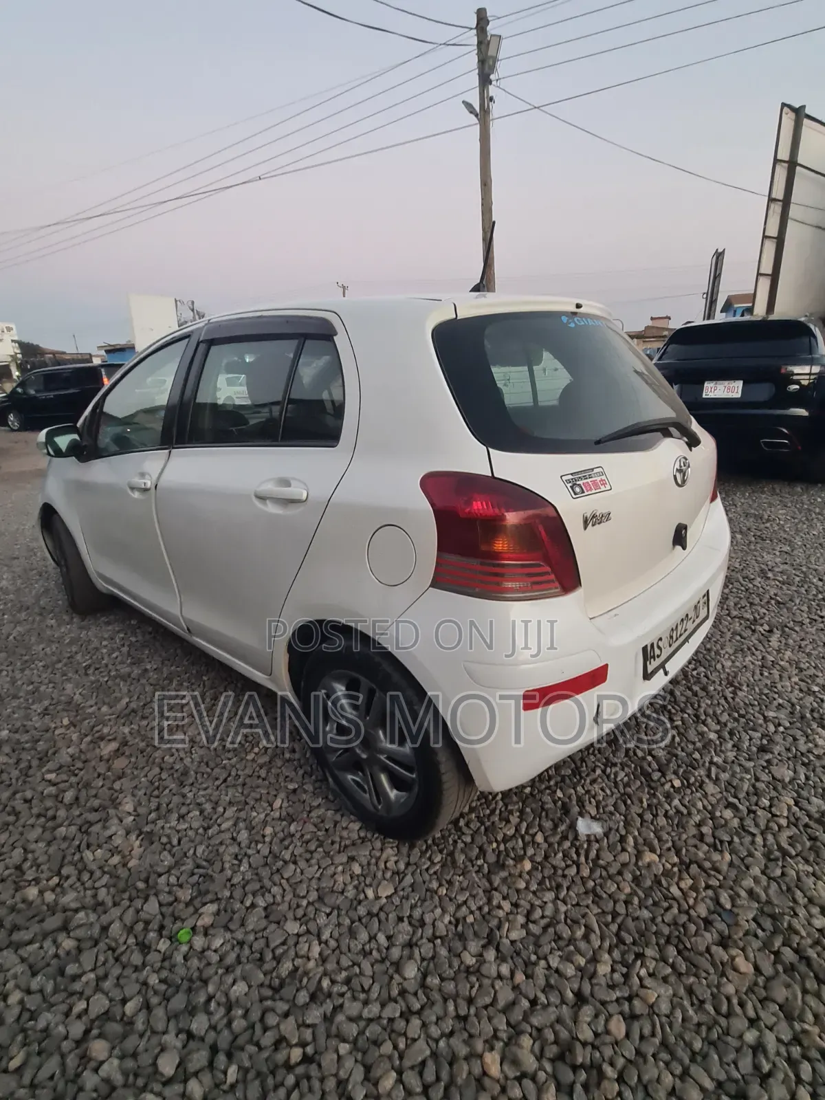 Toyota Vitz 1.0 FWD 3dr 2010 White