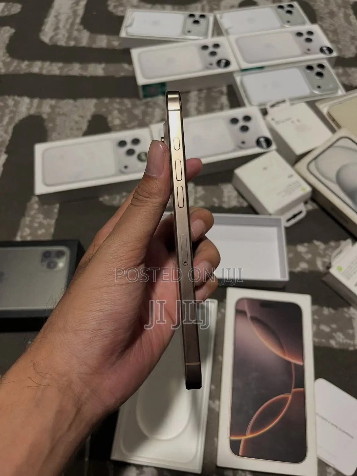 Apple iPhone 16 Pro Max 256 GB Gold