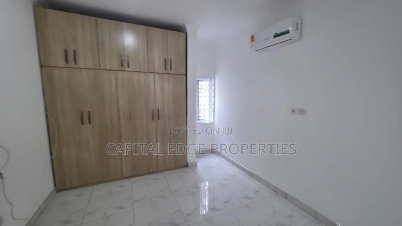 3bdrm Duplex in Roman Ridge for rent
