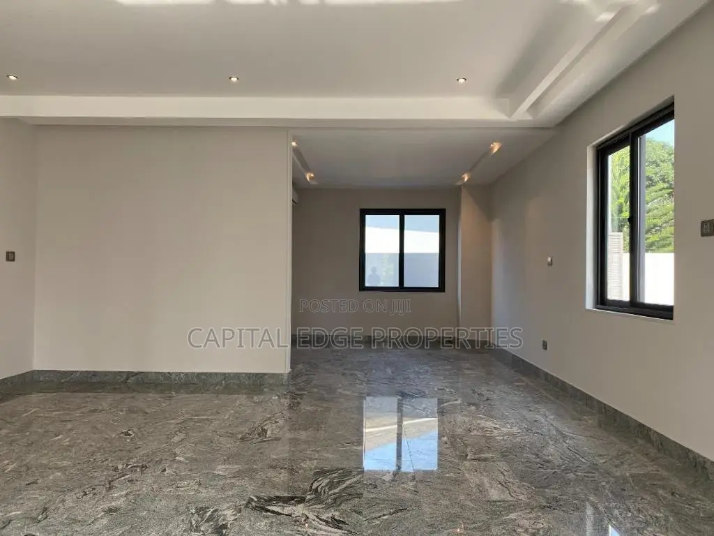 3bdrm Duplex in Roman Ridge for rent