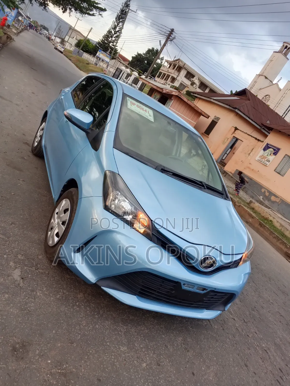 Toyota Vitz 1.3 FWD 5dr 2015 Blue