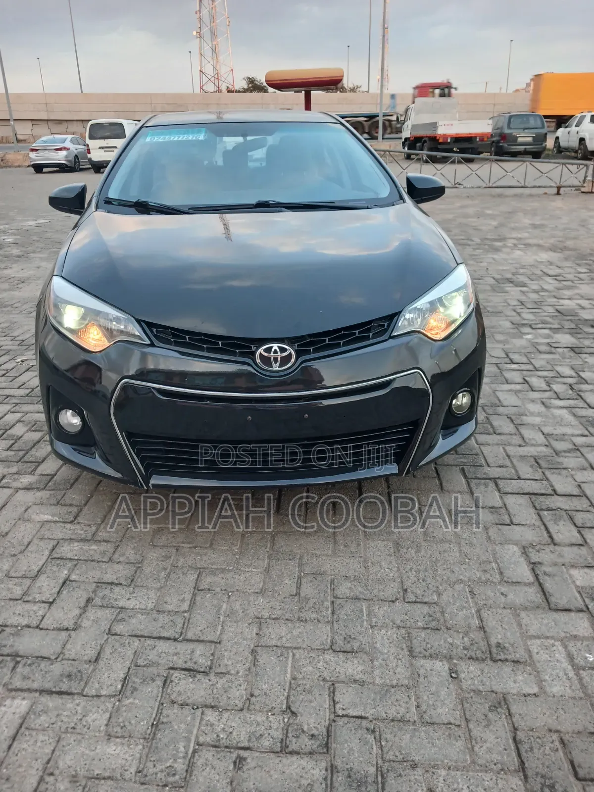 Toyota Corolla 2016 Black