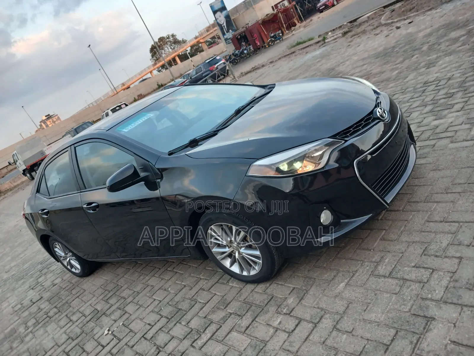 Toyota Corolla 2016 Black