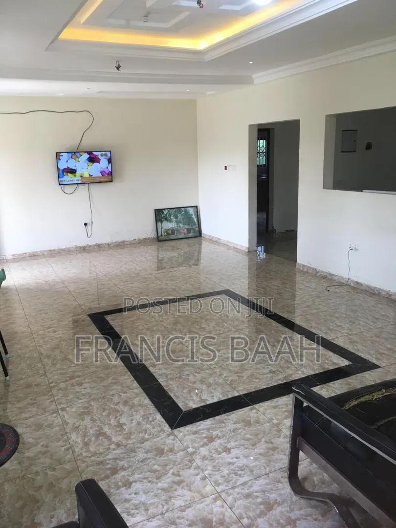 4bdrm House in Shining Star Real, Awutu Senya West for sale