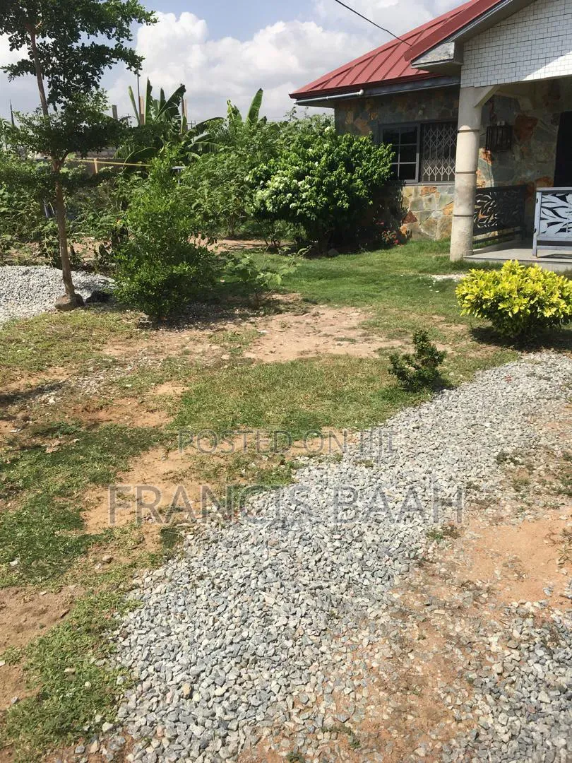 4bdrm House in Shining Star Real, Awutu Senya West for sale