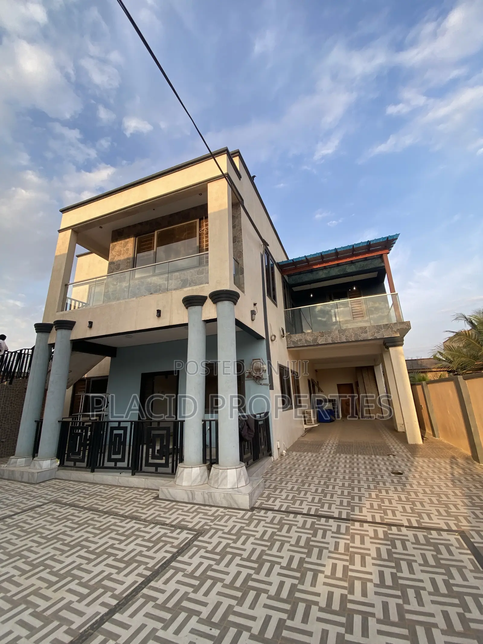 3bdrm Apartment in Agbogba for rent