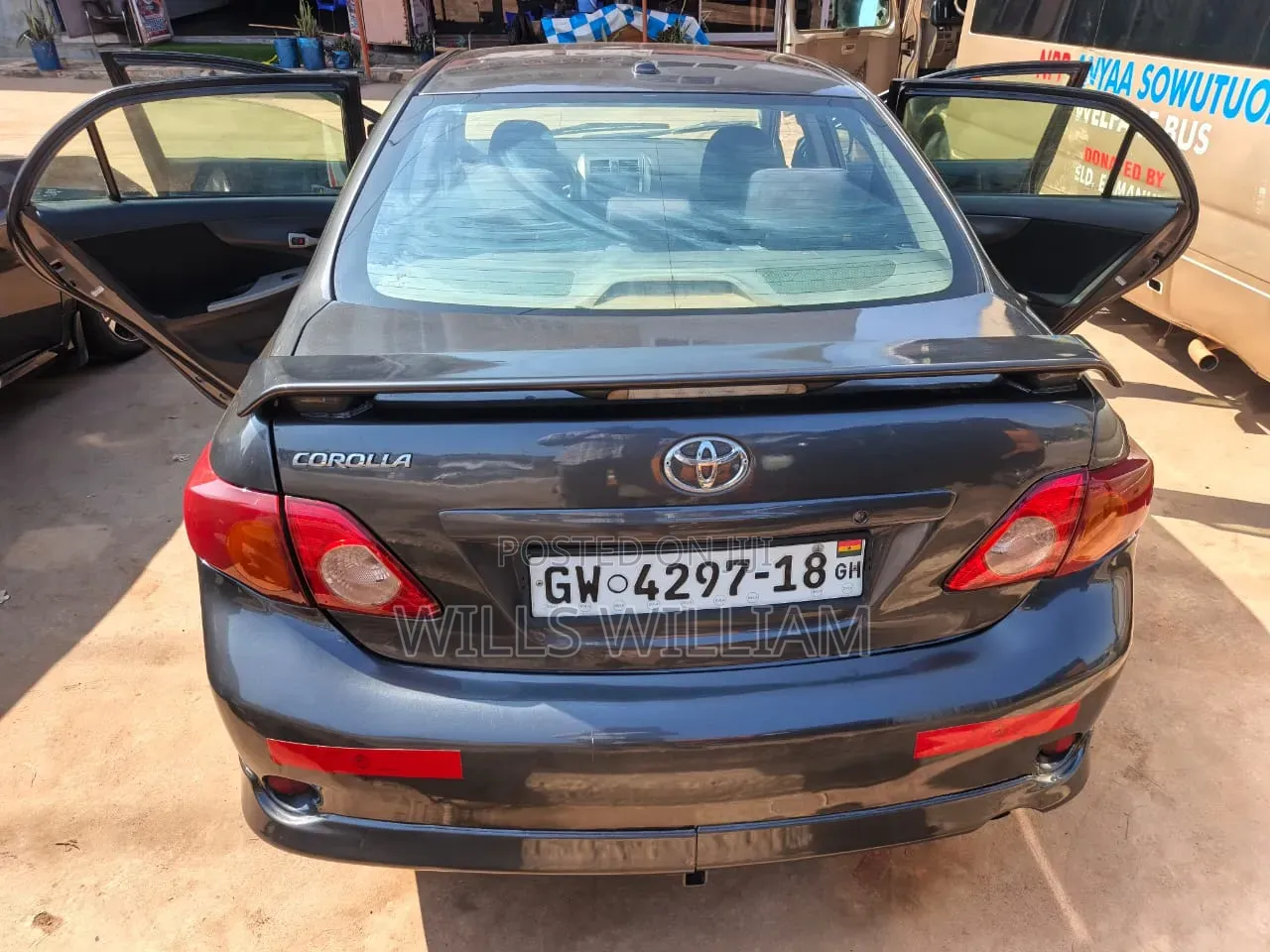 Toyota Corolla 2010 Gray