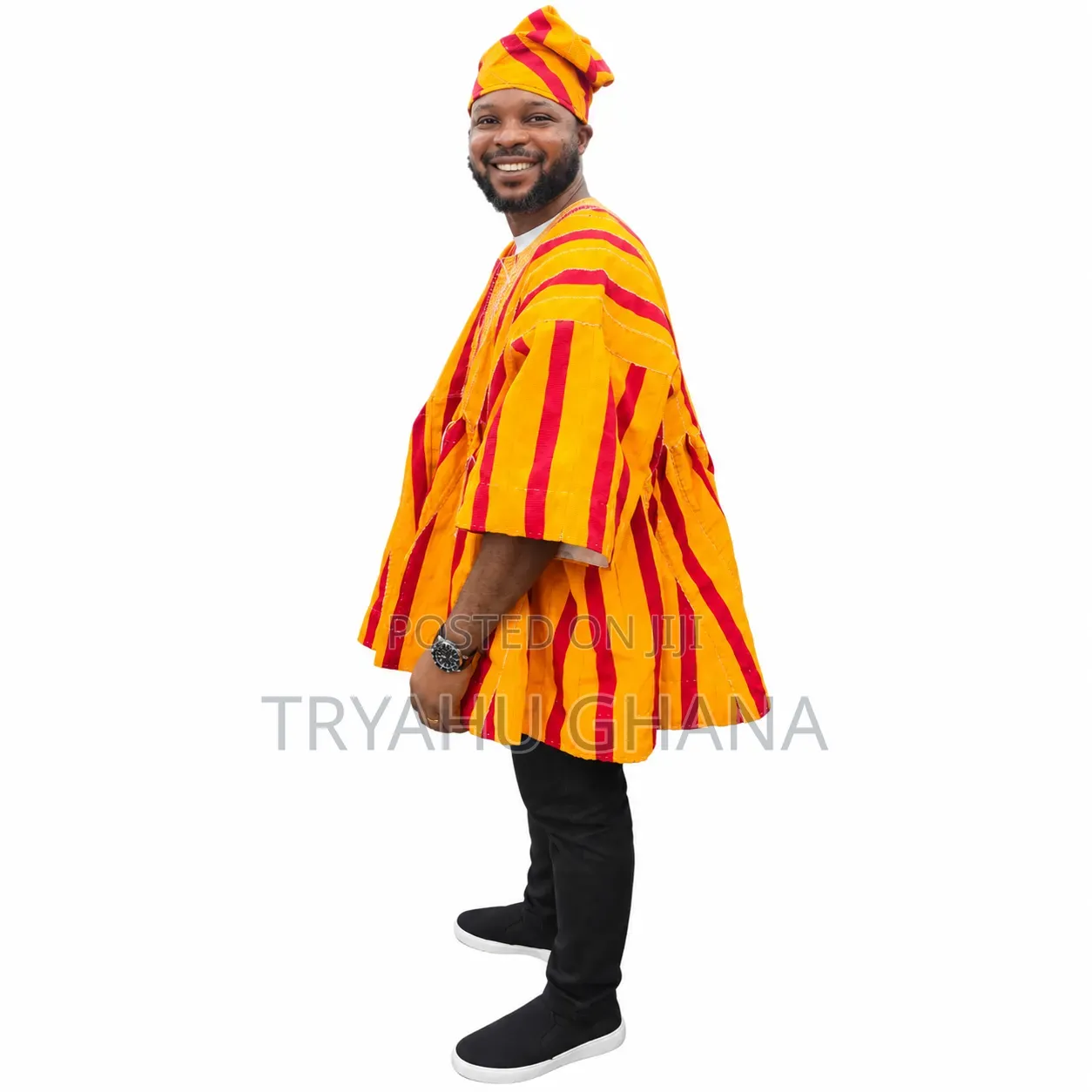 Shop Luxurious Gold and Red Smocks at Tryahu