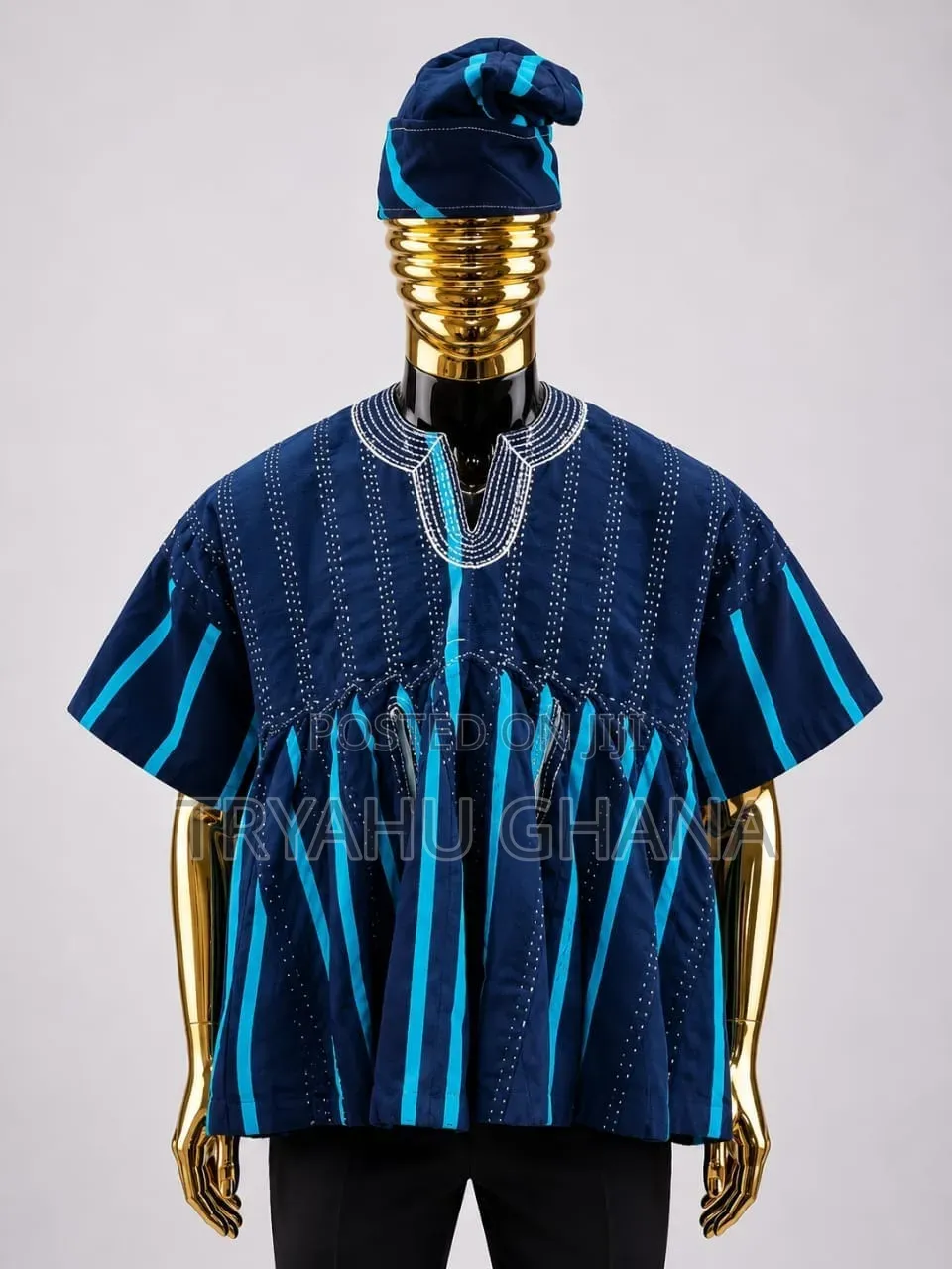 Batakari Smock With Embroidered Hat Detail for Sale at Tryahu