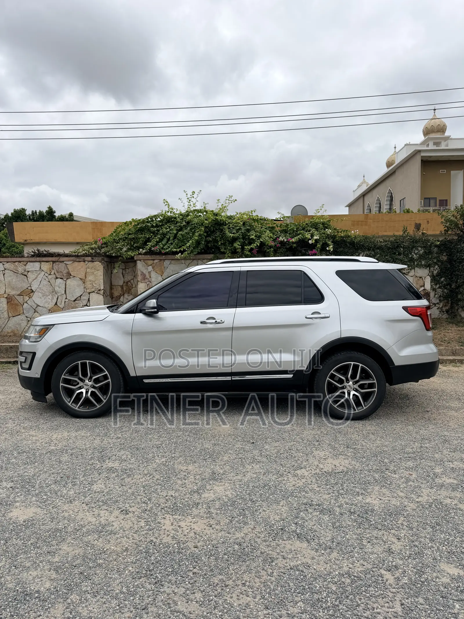 Ford Explorer Limited 4dr SUV AWD (3.5L 6cyl 6A) 2016 Silver