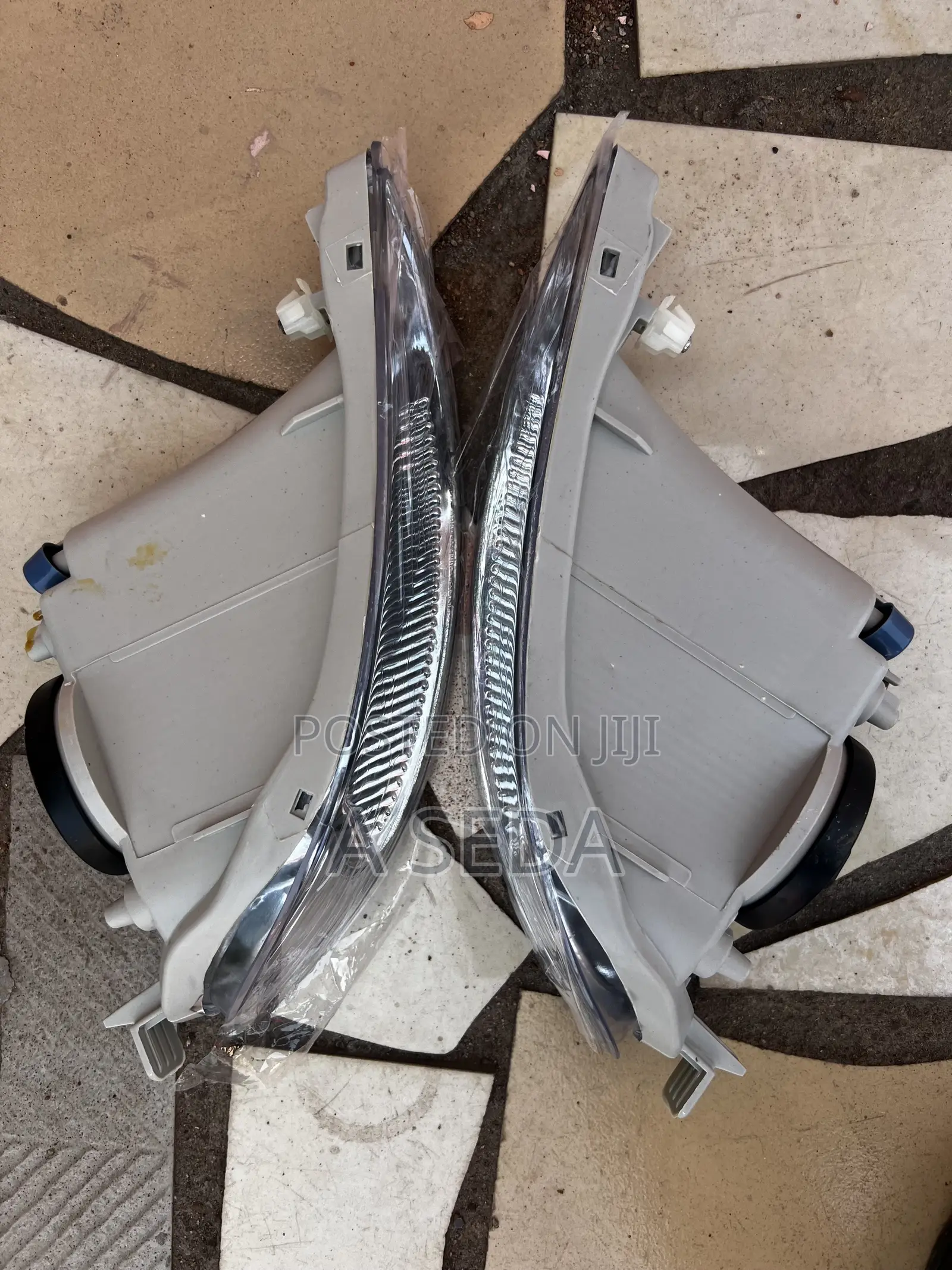 Toyota Corolla Front Bumper Fog Light 2005,2006,2007,2008