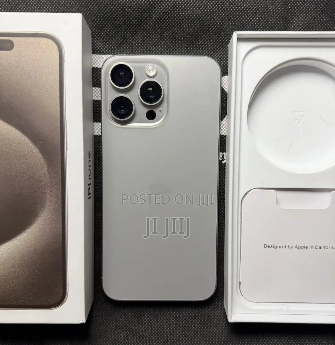 Apple iPhone 15 Pro Max 256 GB Gray