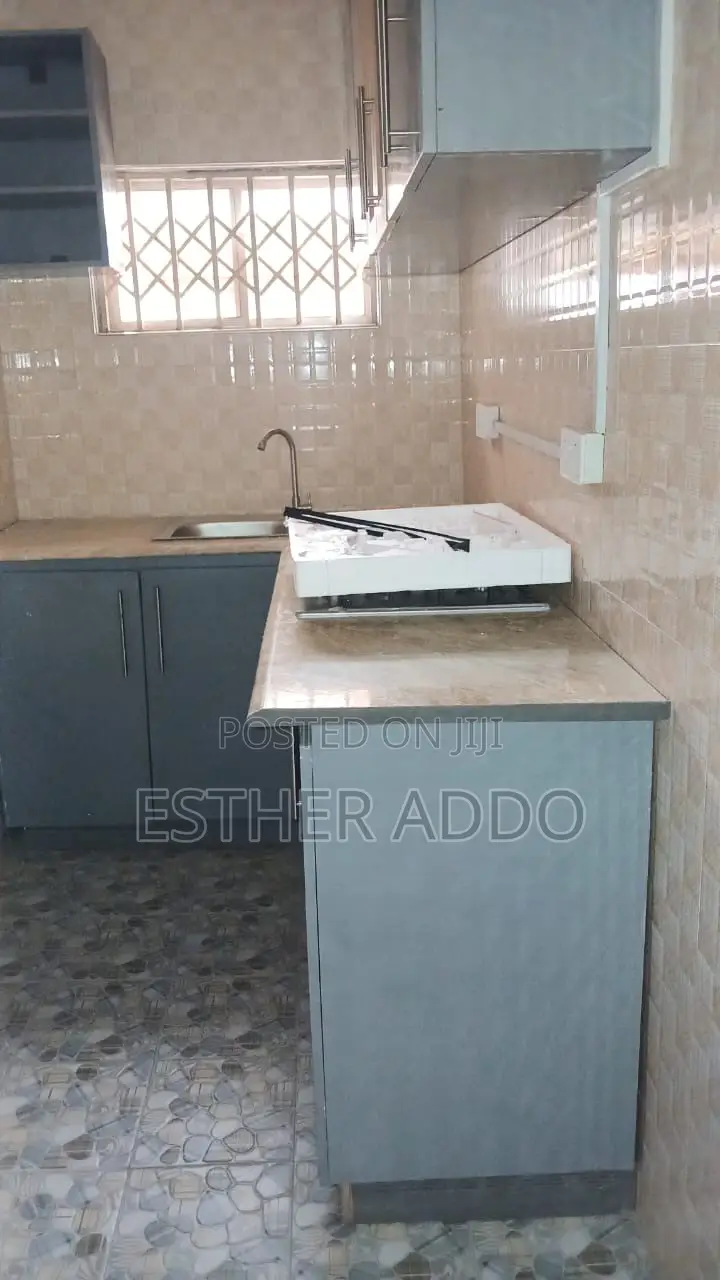 2bdrm Apartment in School Junction for rent