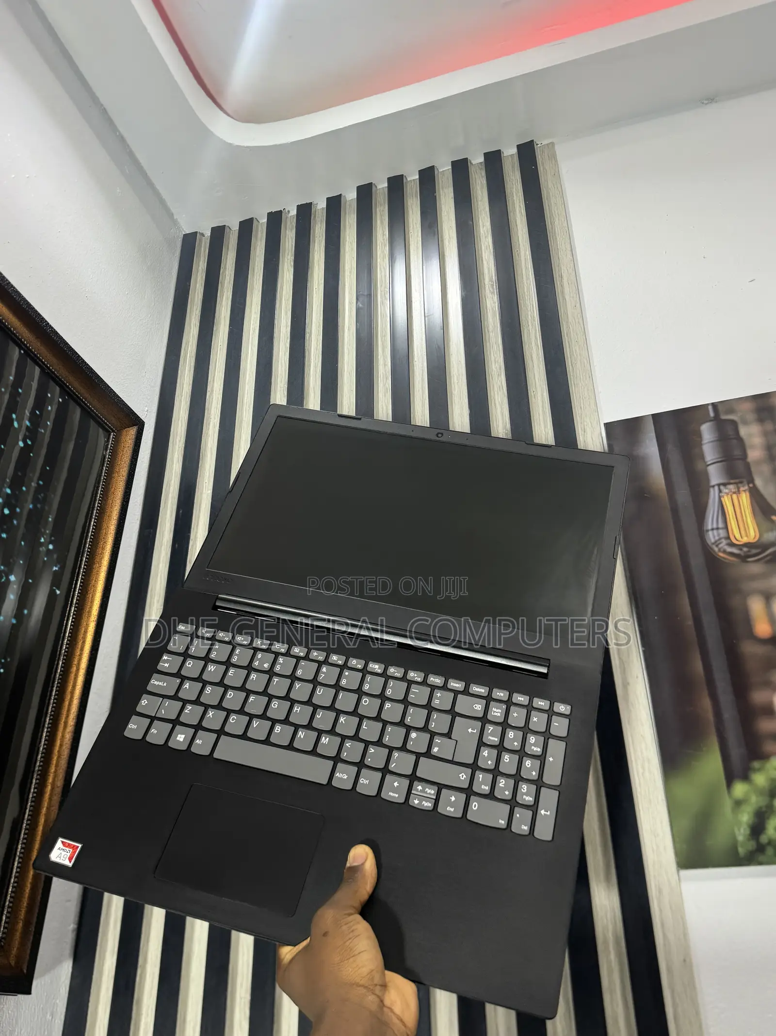 Laptop Lenovo Ideapad V14 IGL 8GB AMD SSD 256GB