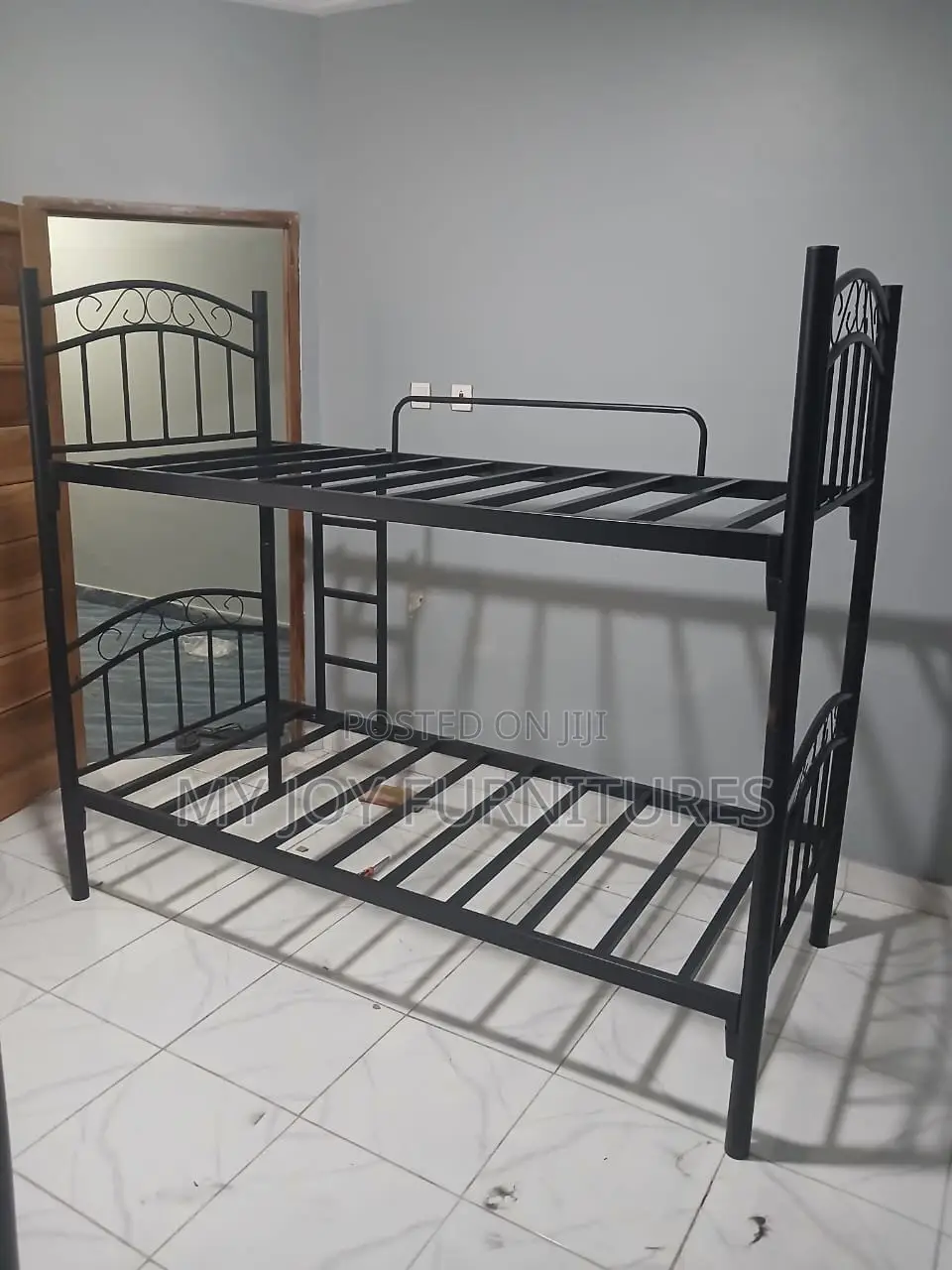 Metallic Bunk Bed