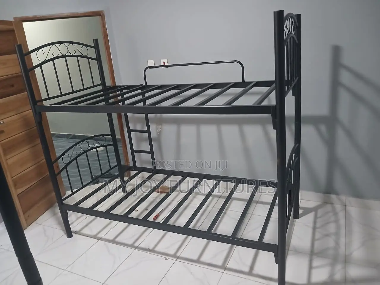 Metallic Bunk Bed