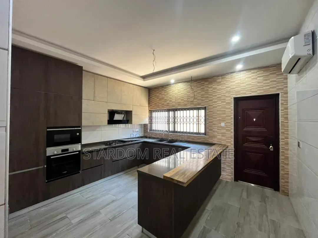 5bdrm Duplex in East Legon, A&C Mall Area for rent