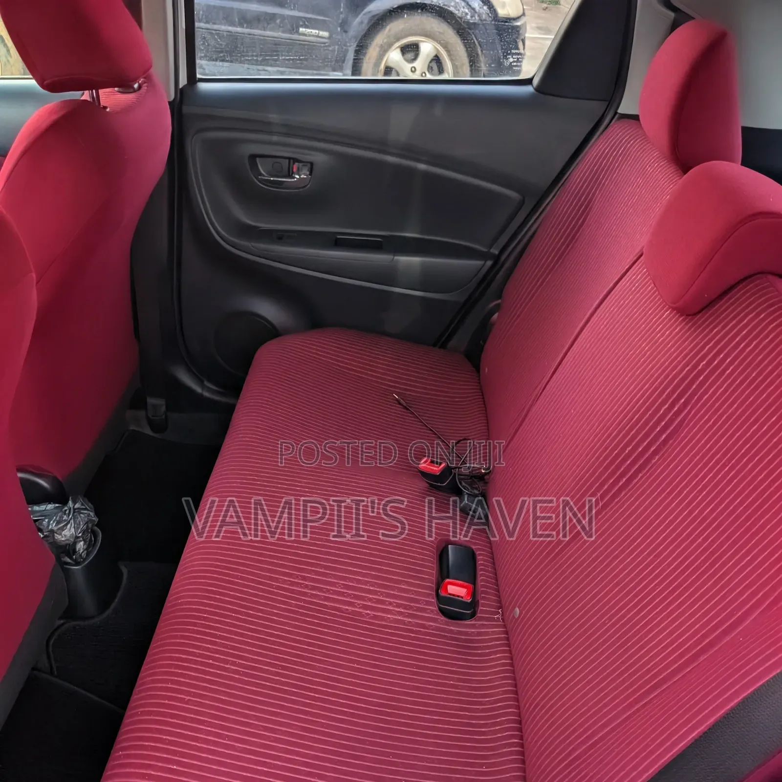 Toyota Vitz 1.3 AWD 3dr 2015 Pearl