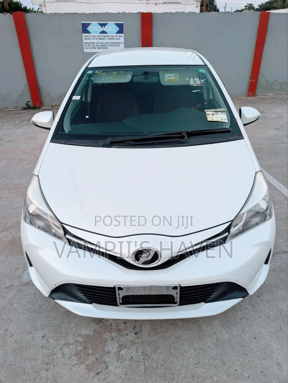 Toyota Vitz 1.3 AWD 3dr 2015 Pearl