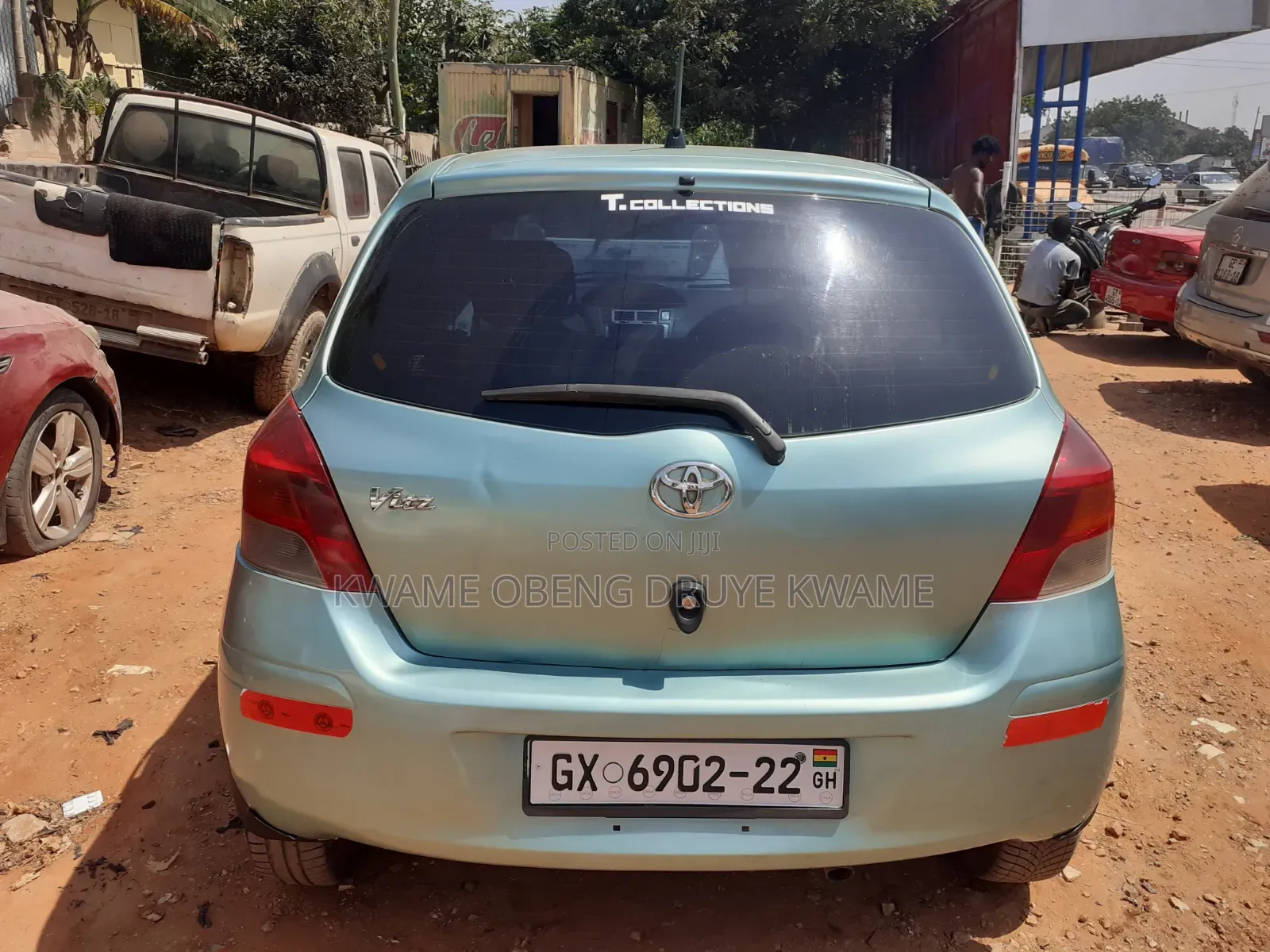 Toyota Vitz 2010 Green