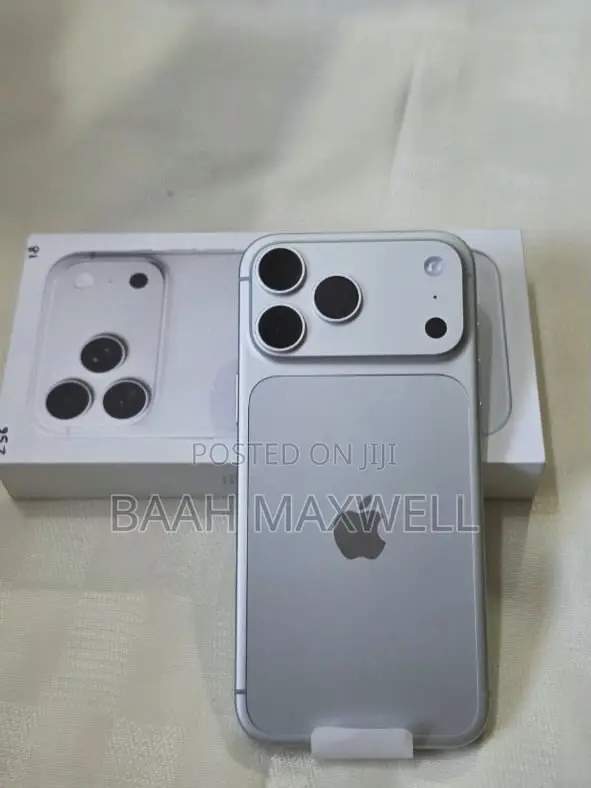 New Apple iPhone 17 Pro Max 256 GB White