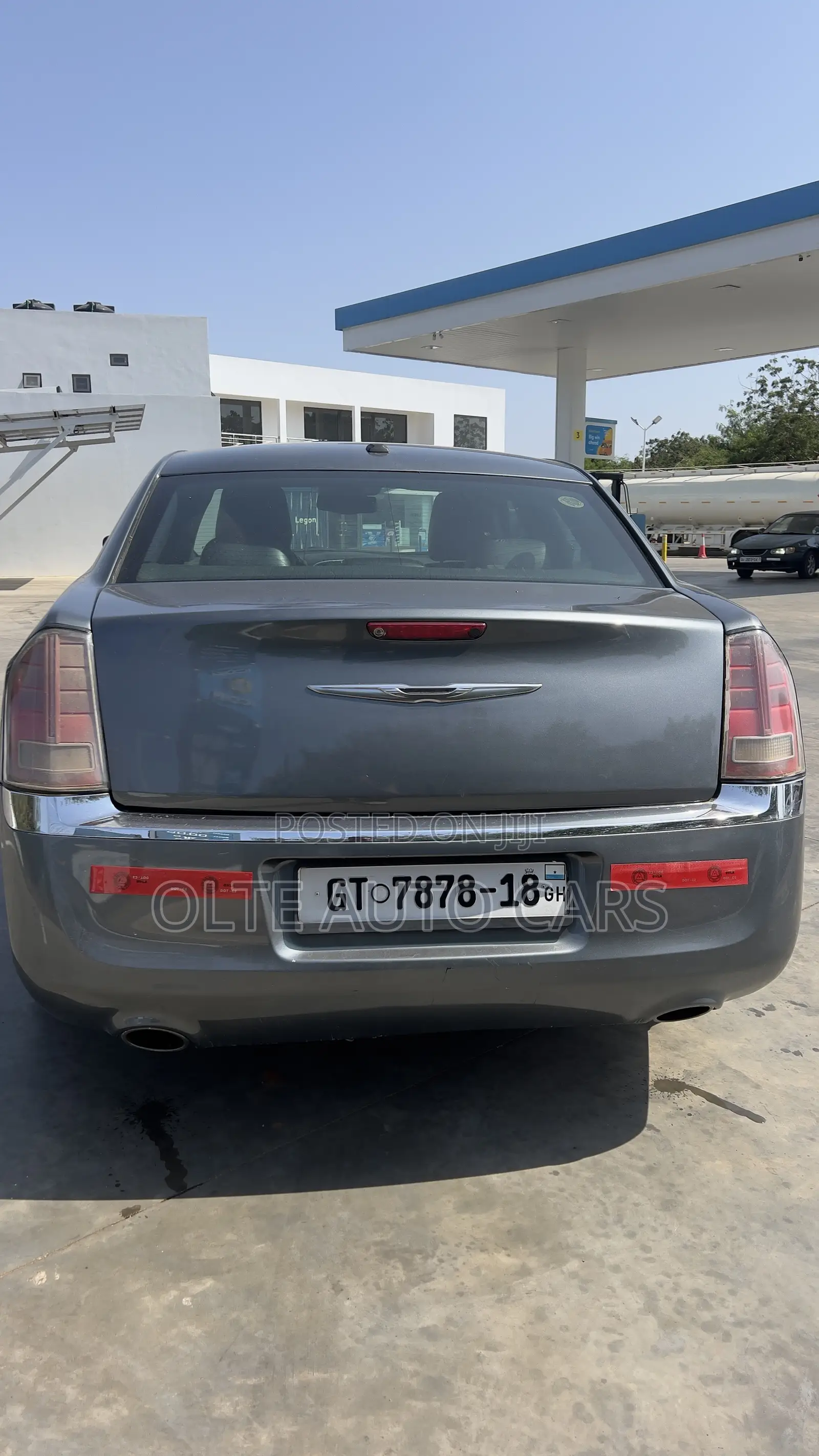 Chrysler 300 300S V6 3.5 AWD 2012 Gray