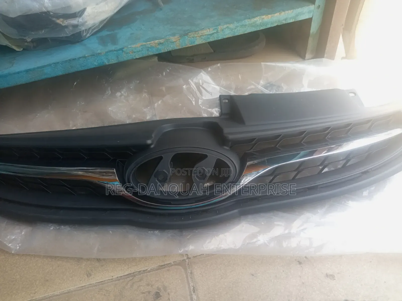 Hyundai Elantra 2012-2013 Top Grille
