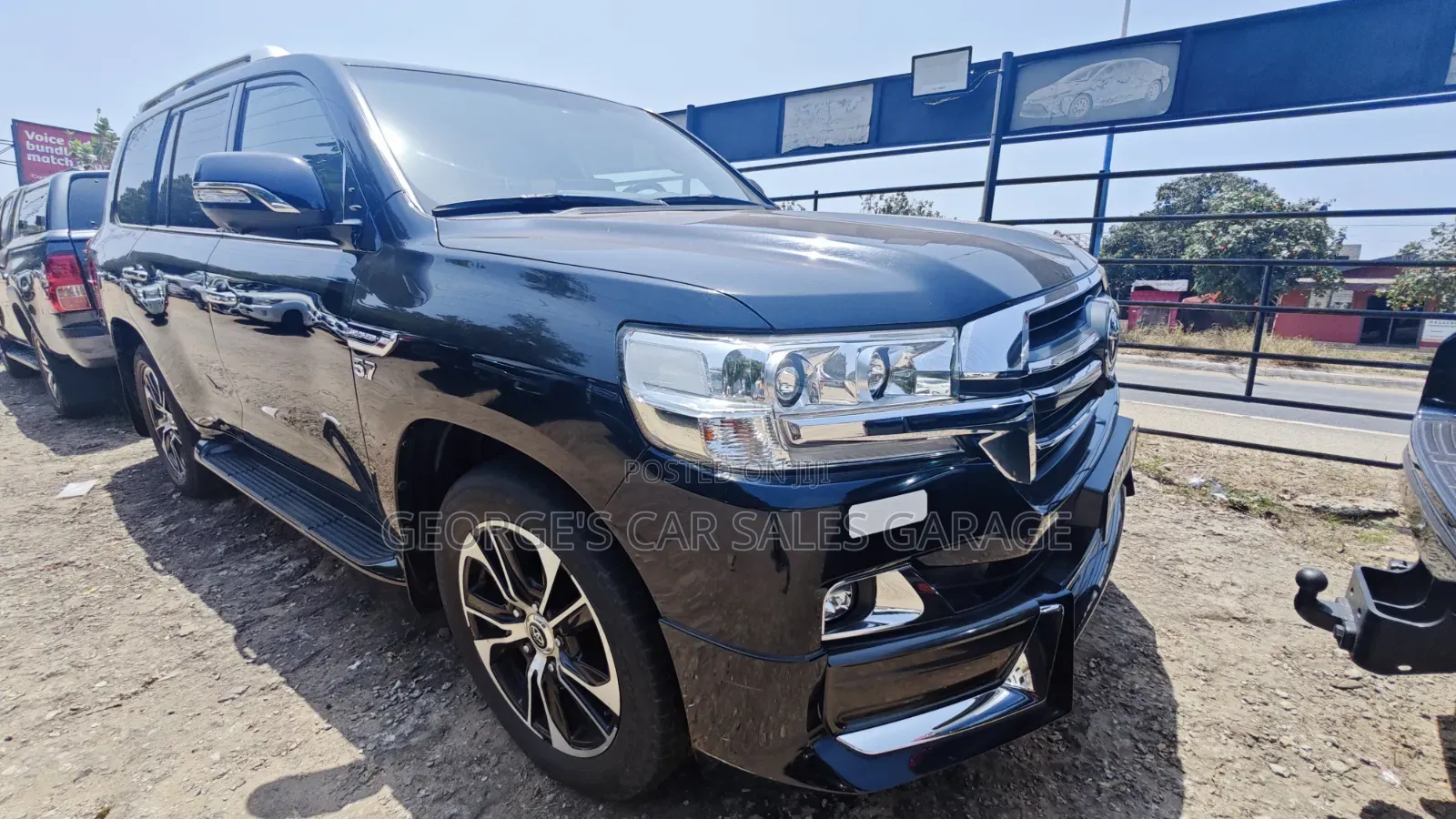 Toyota Land Cruiser 5.7 V8 VX-S 2021 Black