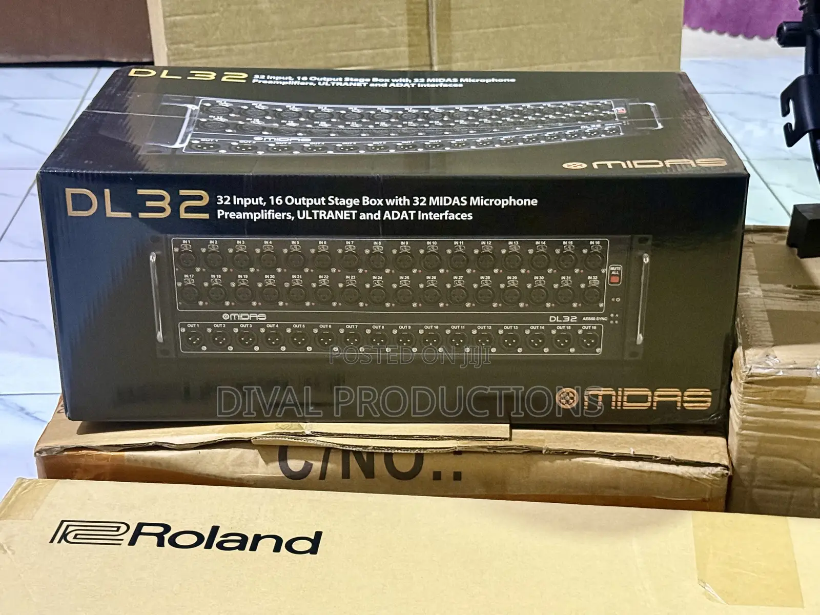 Midas DL32 Stage Box