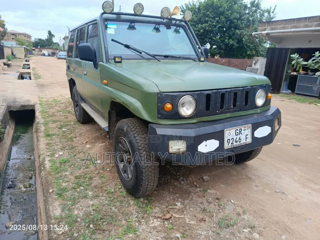 Toyota Land Cruiser 79 Series 2000 Green
