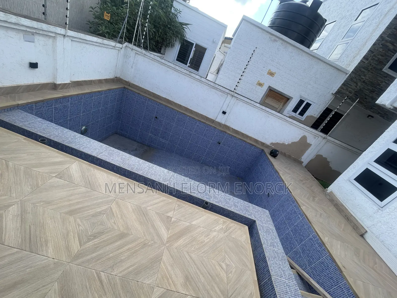 Swimming Pool Service