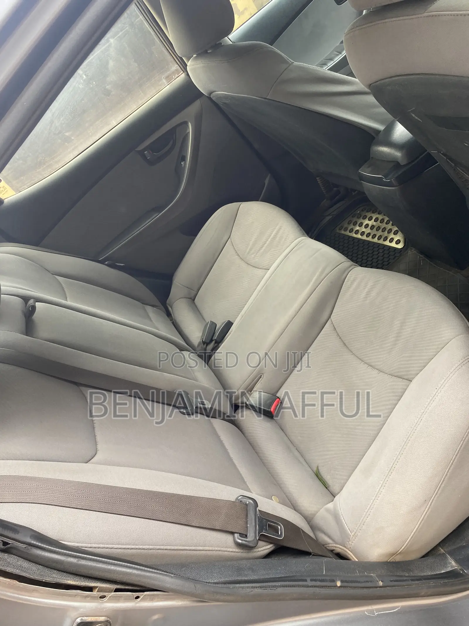 Hyundai Elantra GLS Sedan FWD (1.8L 4cyl 6M) 2013 Gray