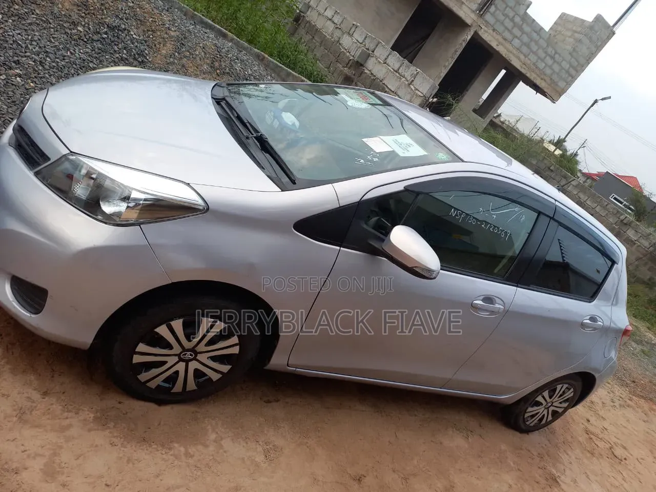 Toyota Vitz 2013