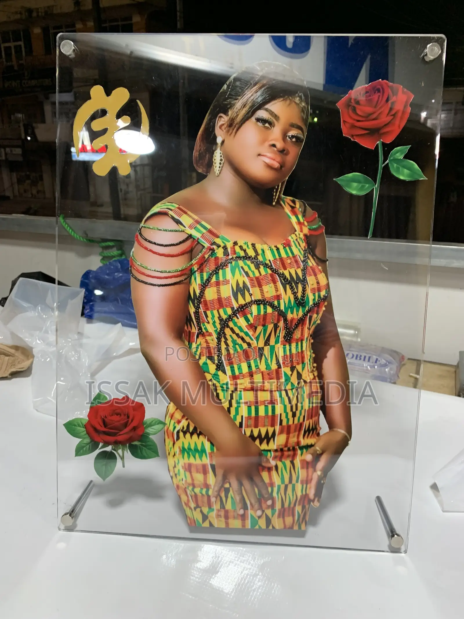 Transparent Picture Frame
