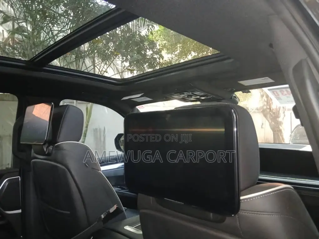 New Cadillac Escalade Platinum Luxury 2026 Black