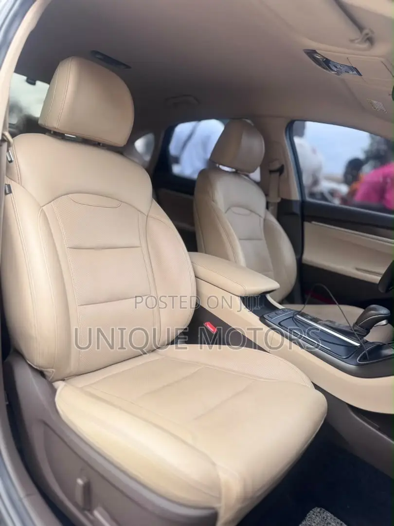 Hyundai Grandeur 2018 Black