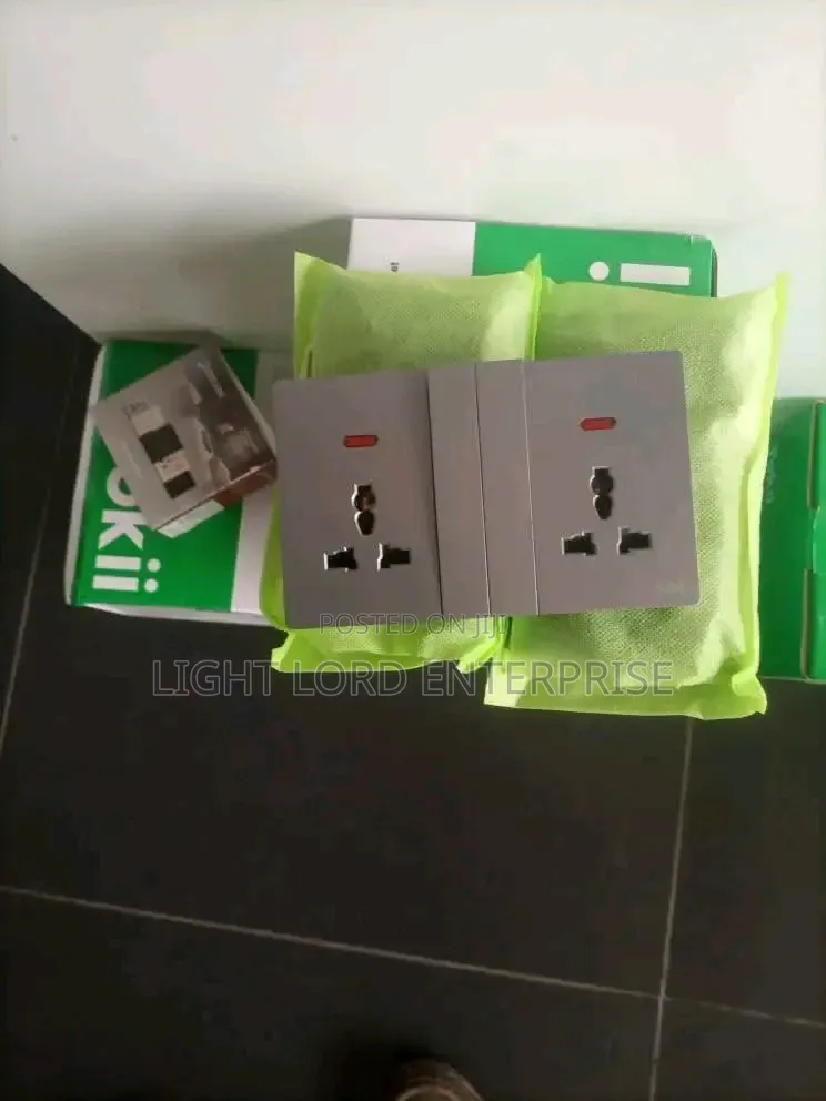 //SXD-Grey Body Double Socket