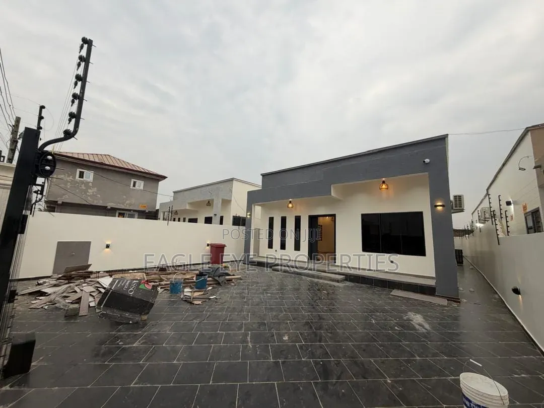 3bdrm House in Spintex Okpoi Gonno, Ga East Municipal for sale