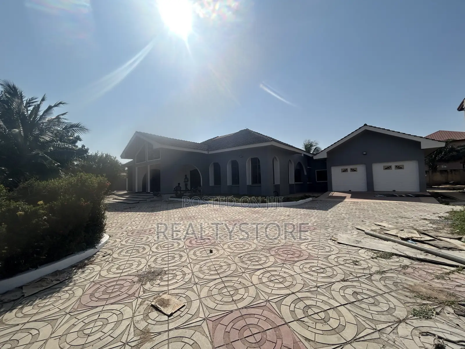 5bdrm House in Ashongman Estate, Accra Metropolitan for rent