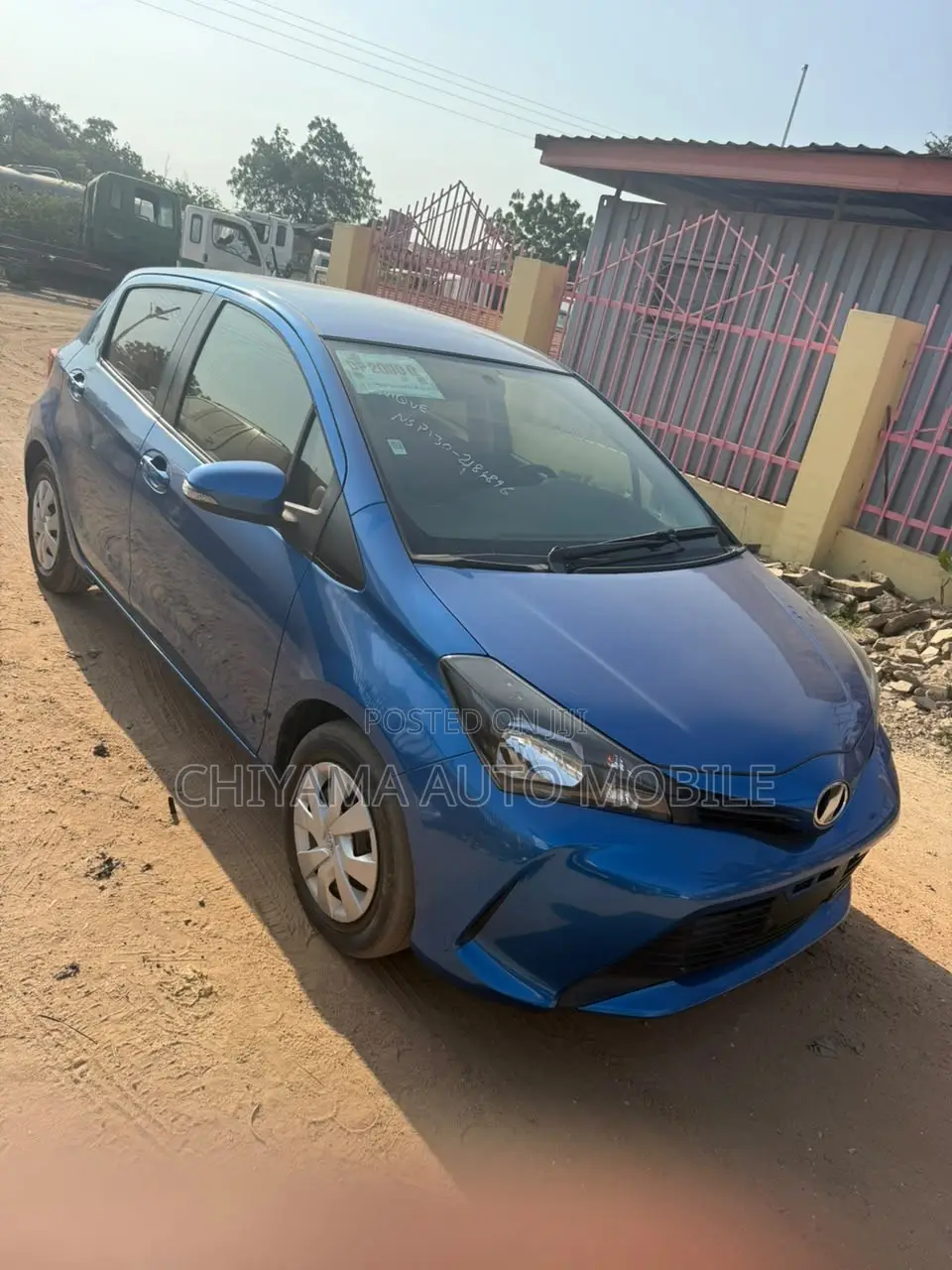 Toyota Vitz 1.3 FWD 3dr 2014 Blue