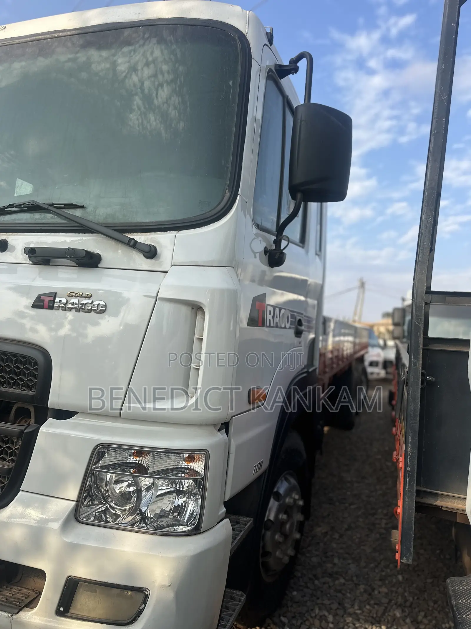 2013 Hyundai Trago Gold