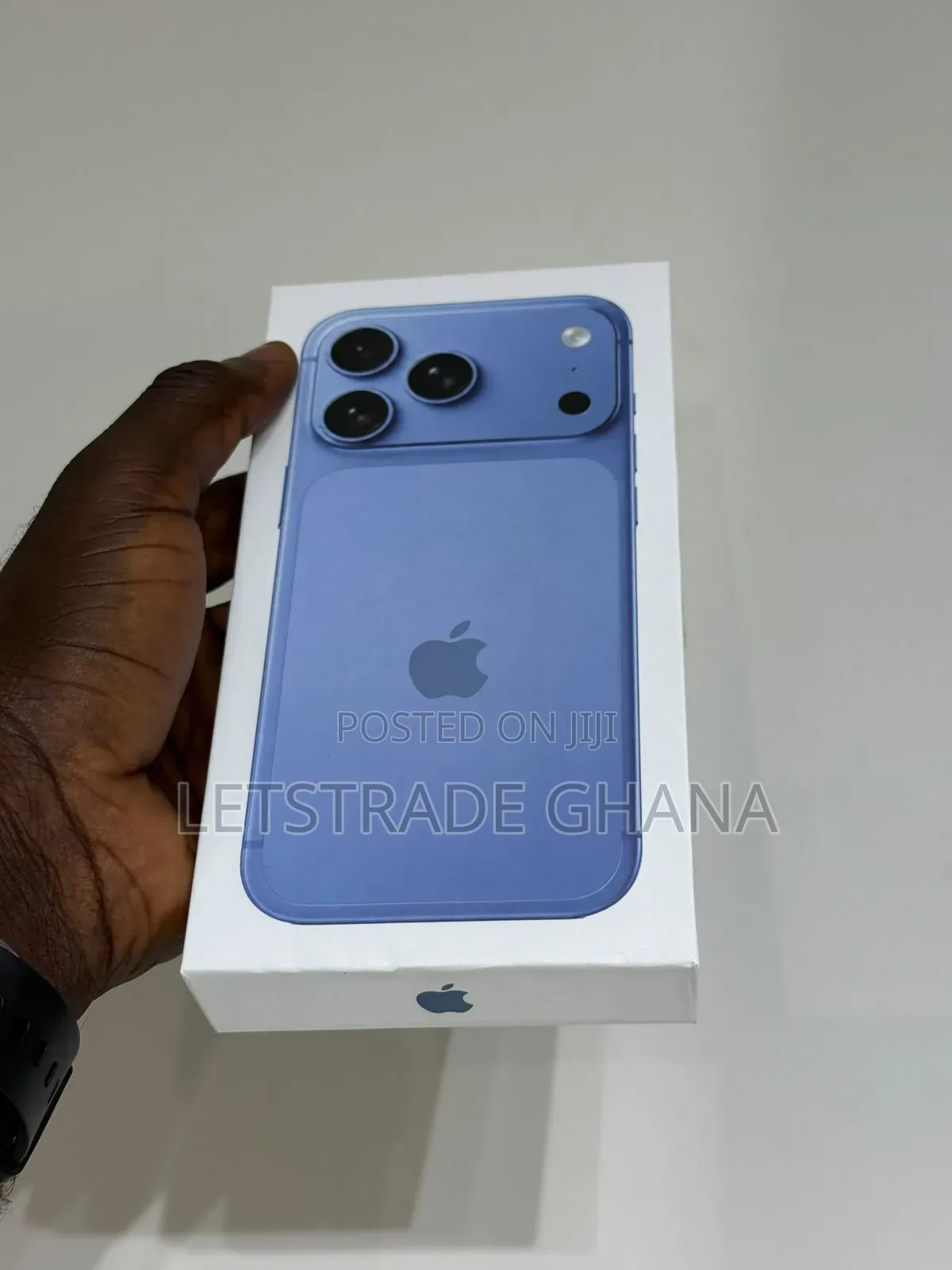 New Apple iPhone 18 Pro Max 256 GB Blue