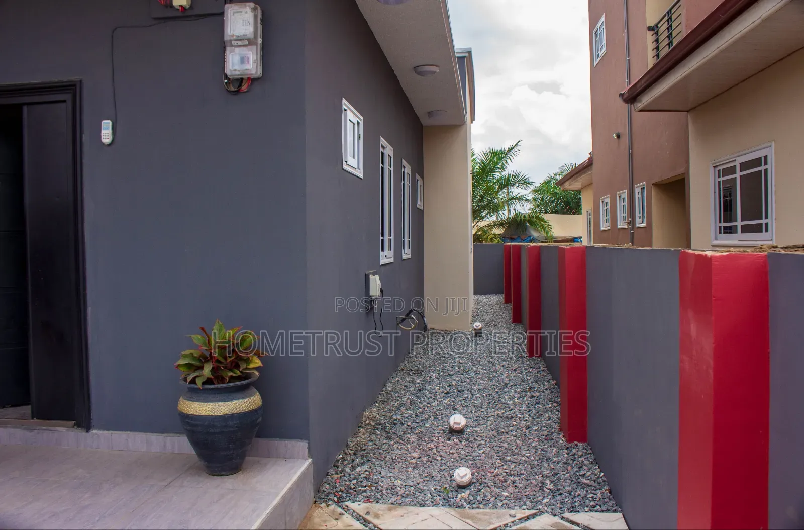 3bdrm House in Amasaman Sapeiman for sale