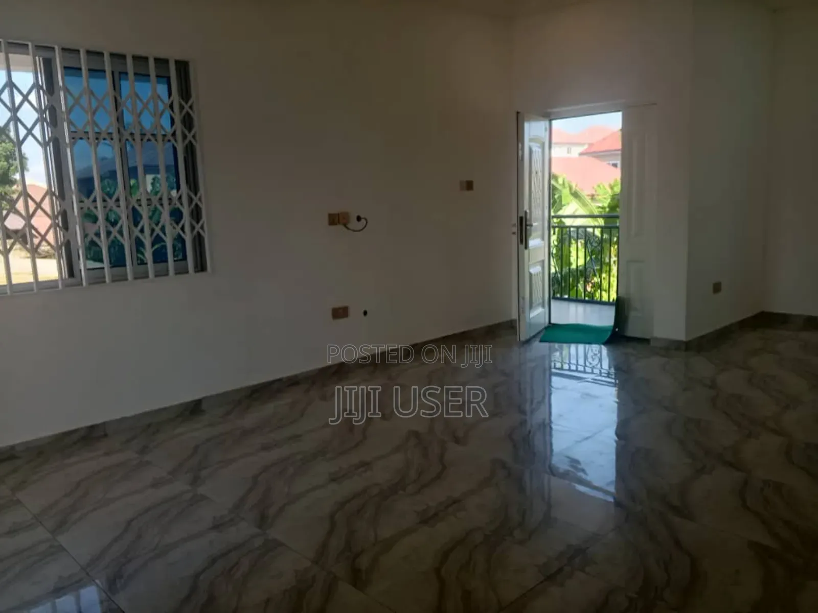2bdrm House in ..., Ablekuma for sale