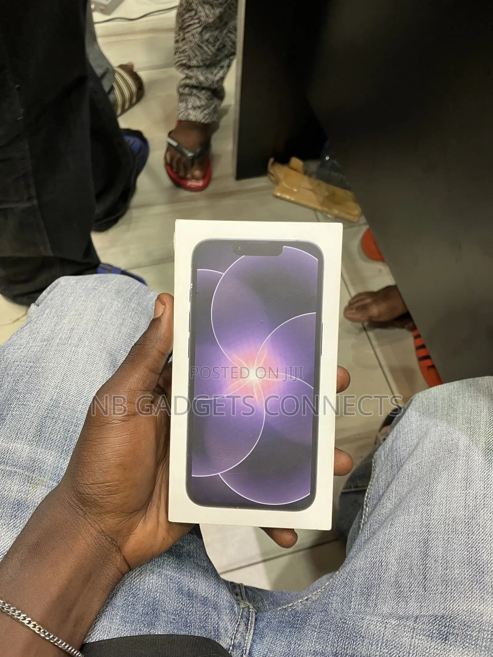 New Apple iPhone 17e 256 GB Black