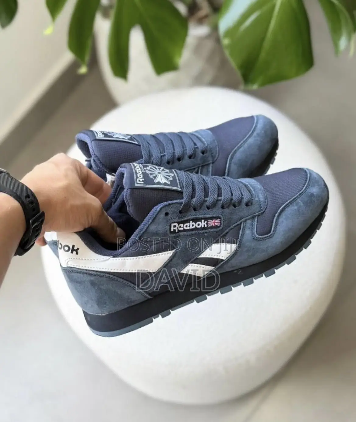 Reebok Classic Leather – Navy & Blue Suede Sneakers